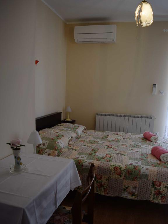 Guesthouse Marko Musalez Exteriör bild